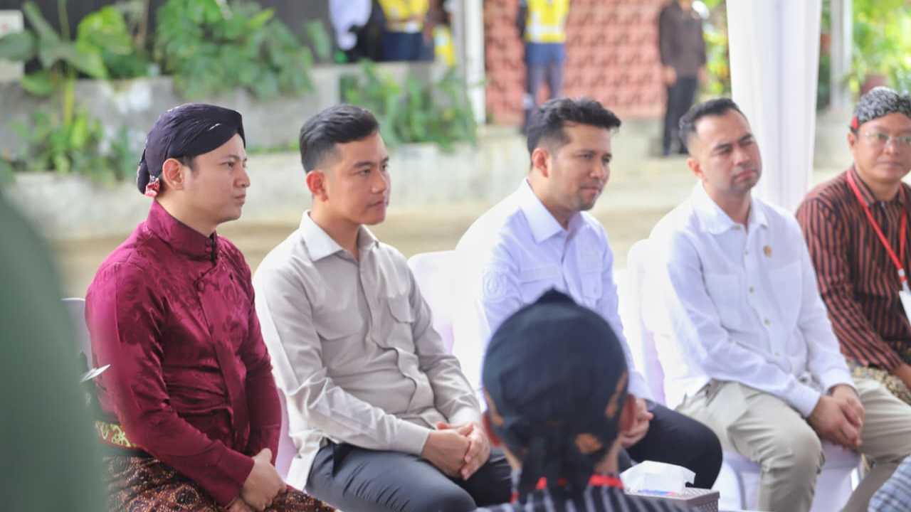 Tertutup untuk Media, Wakil Presiden Gibran Bahas Dana Desa dengan Kades