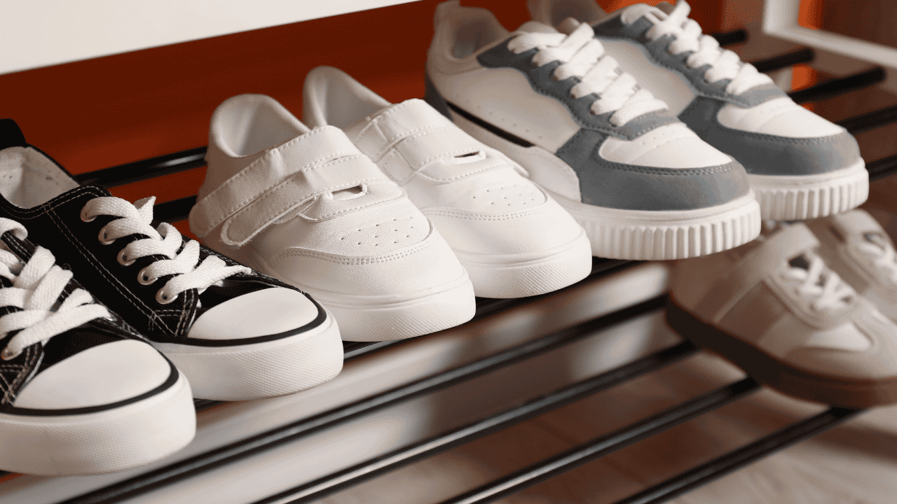 Daftar Brand Sepatu Anak yang Awet dan Tidak Membuat Kaki Lecet