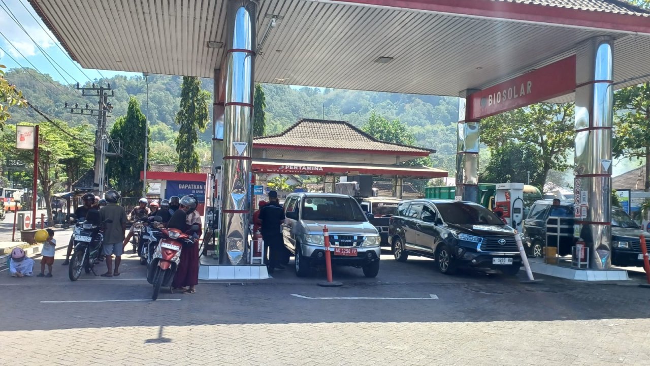 Tenang, Kendaraan Pajak Mati di Trenggalek Masih Bisa Beli Pertalite dan Biosolar