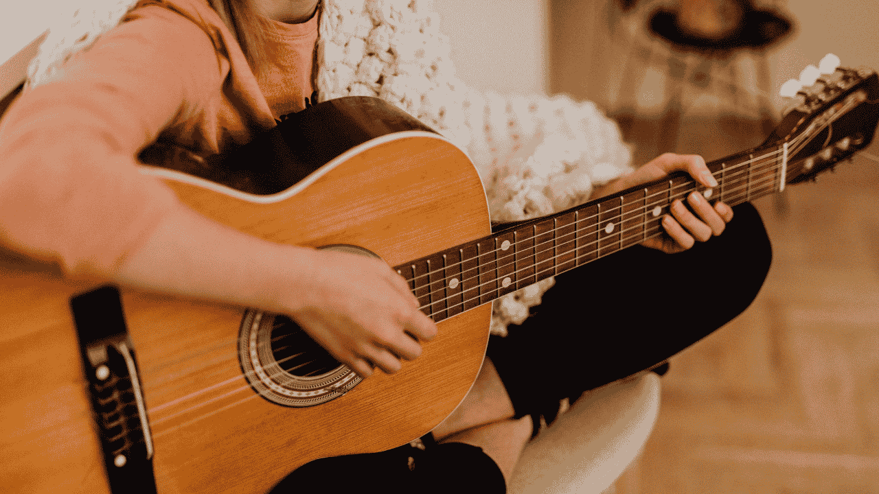 Chord Gitar Tenda Biru Desy Ratnasari