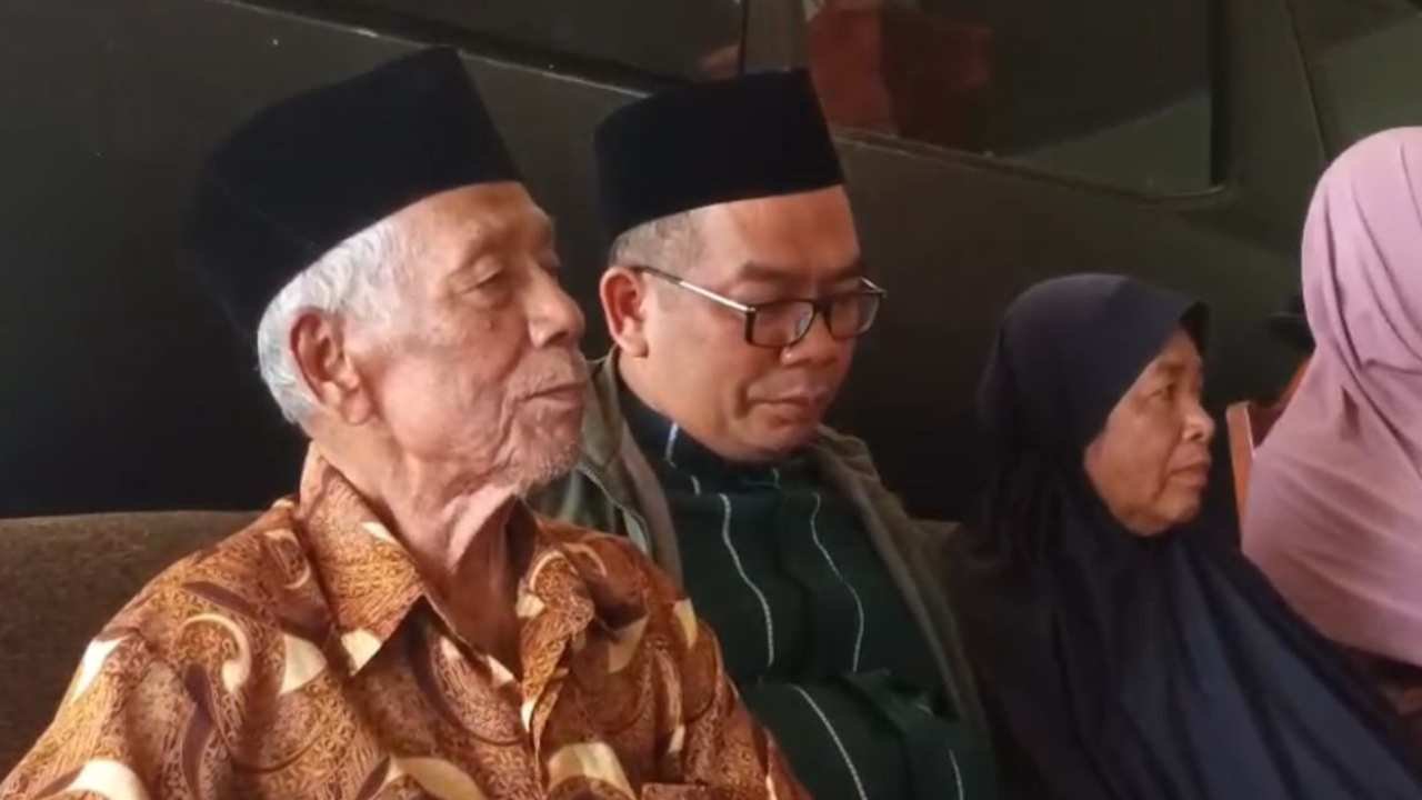 Pulang ke Trenggalek, Hery Haryanto Azumi Minta Restu Orang Tua Sebelum Masuk Bursa Ketum PBNU