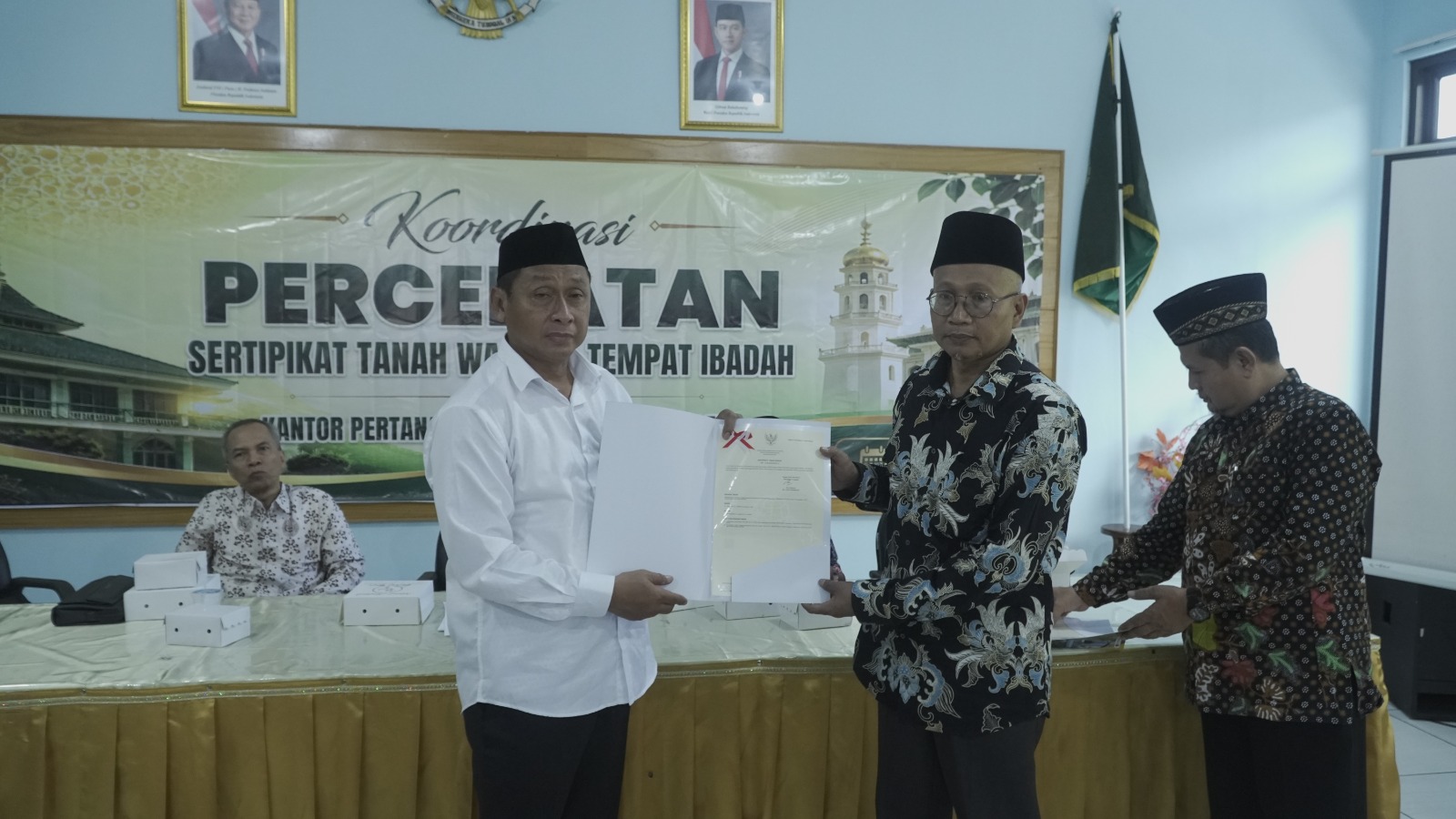 Masjid hingga Musala di Trenggalek Diperkuat dengan Sertifikat Wakaf, Cegah Sengketa di Masa Depan