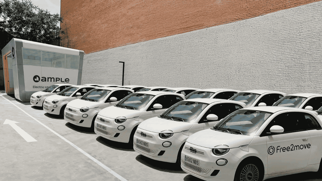 Perbandingan Fiat 500e La Prima dengan Mini Electric: Mana Mobil Listrik Ringkas Terbaik di Indonesia?