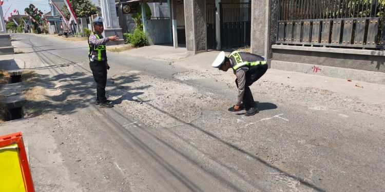 Polisi Survei Jalur Alternatif Jembatan Gondang, Pengendara Diminta Lewat Jalan Utama