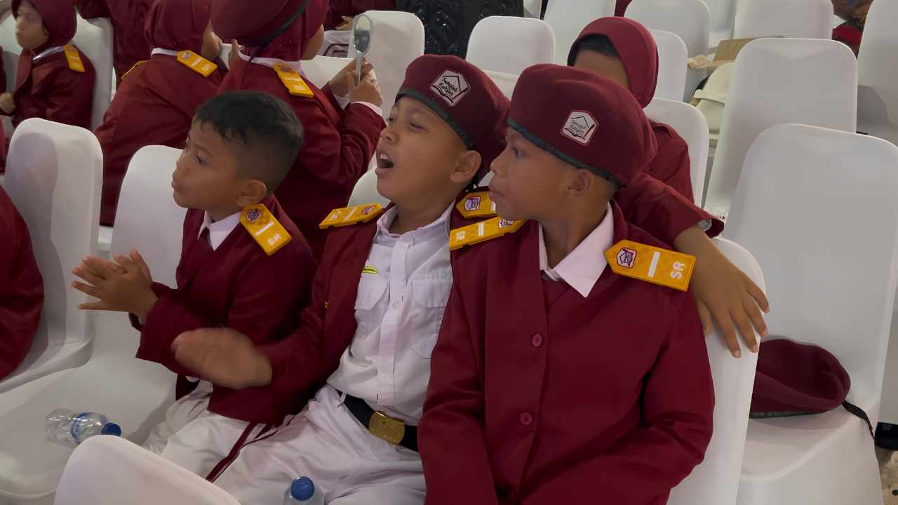 Sekolah Rakyat Trenggalek Bikin Orang Tua Lega, Makan, Seragam hingga Asrama Gratis
