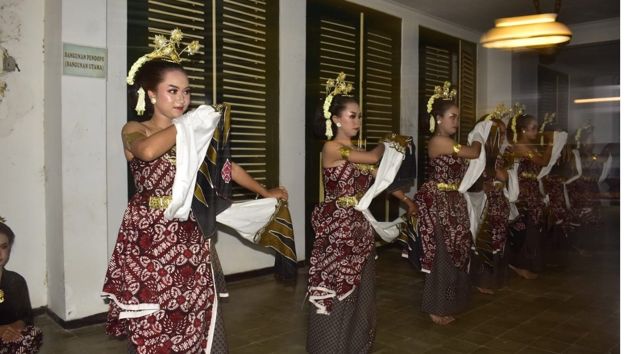 Malam Tirakatan HUT ke-81 RI di Panggul Tampilkan Tari Nitisari Hangabekti