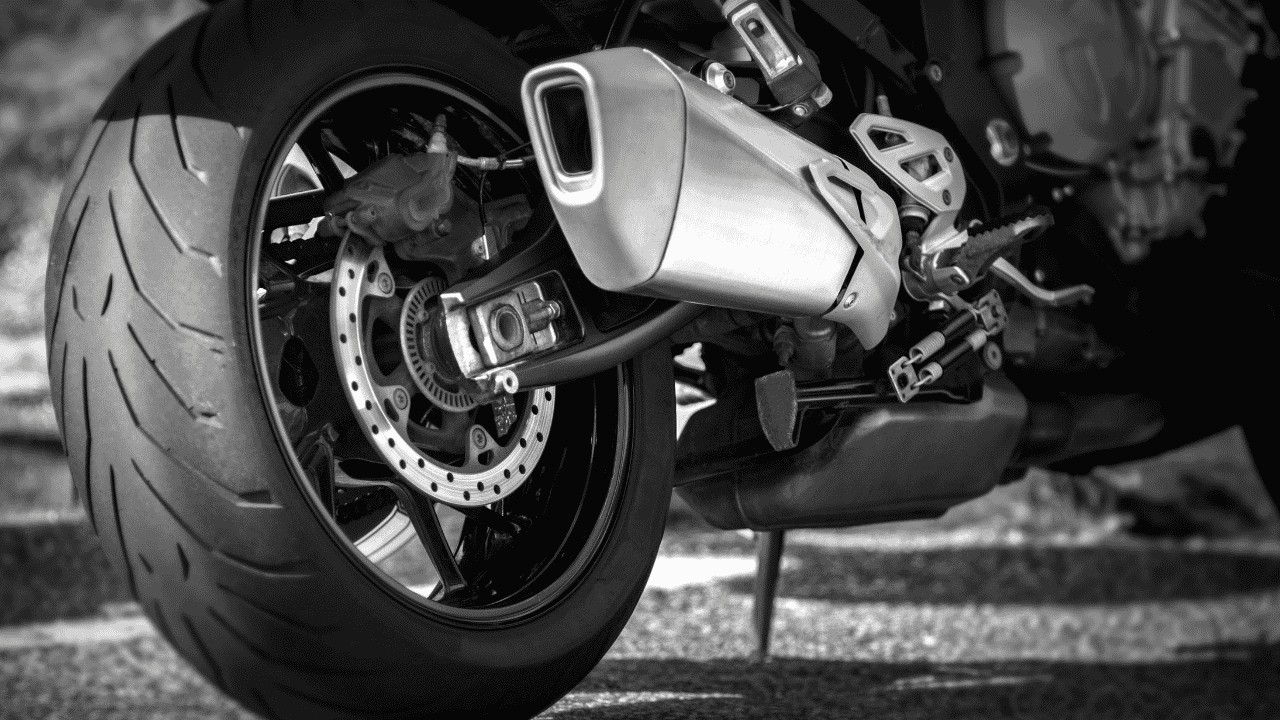 Kapan Waktu Terbaik Ganti Ban Motor? Simak Detailnya Sekarang