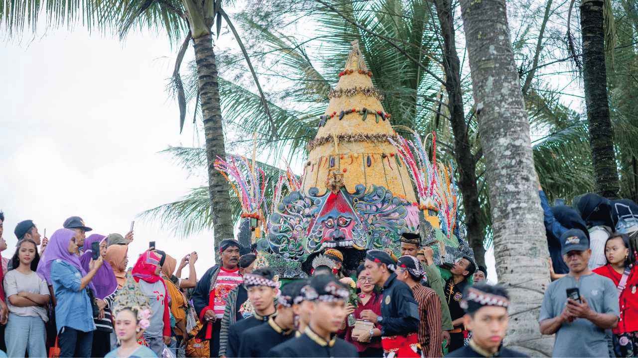 Mengenal Tradisi Longkangan Trenggalek, Wujud Syukur dan Penghormatan Leluhur